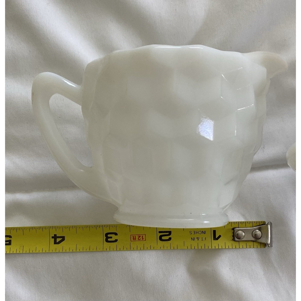 Jeannette Cubist Milk Glass Creamer White 2.75" High Vintage - Picture 5 of 5